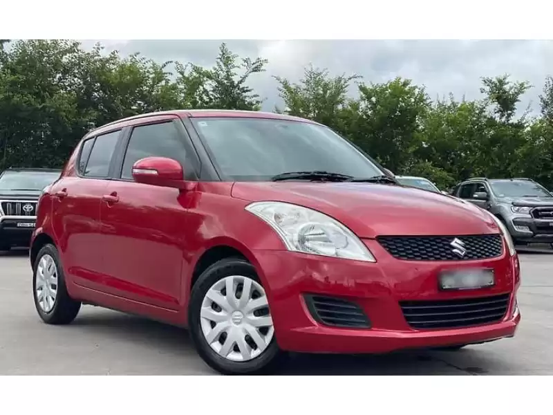 Utilisé Suzuki Swift À vendre au Doha #6984 - 1  image 